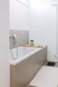 Blick Richtung Badewanne - 