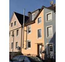 Familienfreundliches Zweifamilienhaus mit Zukunftsperspektive im aufstrebenden Gelsenkirchen-Schalke