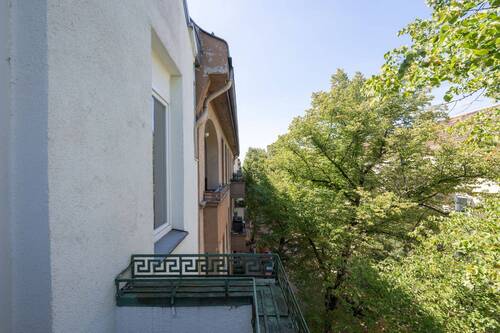Balkon - 2 Zimmer Etagenwohnung zum Kaufen in Berlin