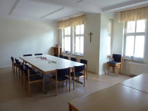 23037-2.jpg - Mehrfamilienhaus, Wohnhaus in Merseburg