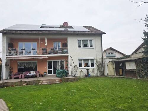 Ansicht Süden - 7 Zimmer Mehrfamilienhaus, Wohnhaus zum Kaufen in Ampfing