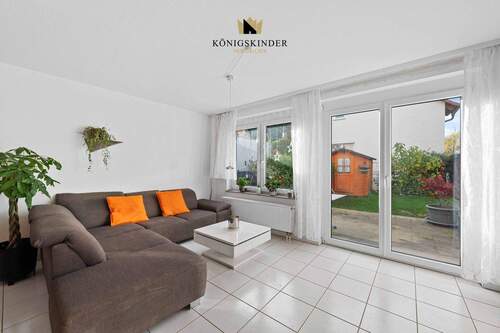 Wohnbereich mit Terrasse - 4 Zimmer Reihenmittelhaus zum Kaufen in Eberdingen