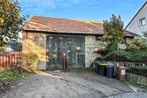 Straßenansicht Scheune - 