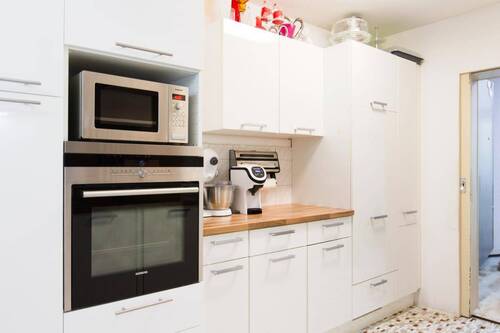 Die moderne Einbauküche - 4 Zimmer Etagenwohnung zum Kaufen in Schopfheim