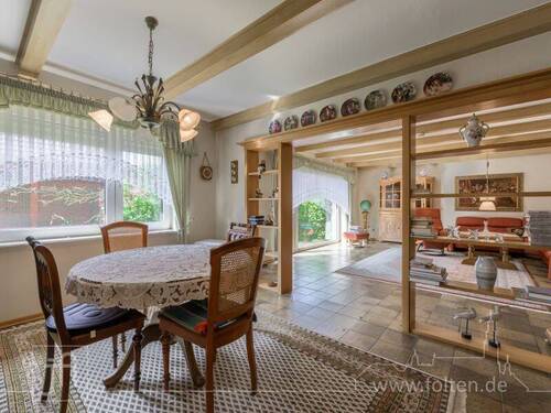 geräumiges Wohn- und Esszimmer - Einfamilienhaus mit 163,00 m&sup2; in Holtland zum Kaufen