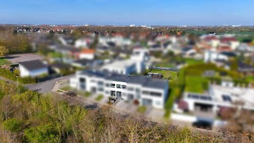 Vogelperspektive - Reihenmittelhaus mit 95,00 m&sup2; in Bitterfeld-Wolfen zum Kaufen