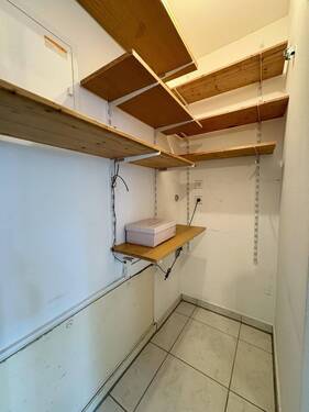 Abstellkammer - 