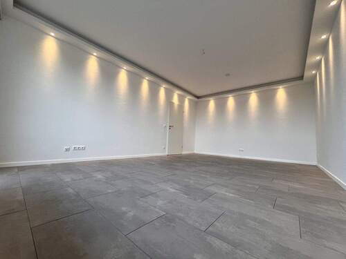 Wohnzimmer - 3 Zimmer Etagenwohnung zur Miete in Oberhausen