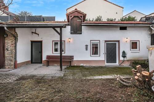 Nebengebäude - Außenansicht - 