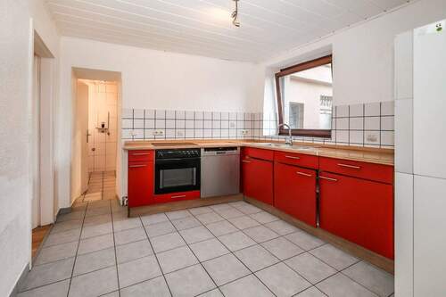EG - Küche - Mehrfamilienhaus, Wohnhaus mit 173,00 m² in Ludwigshöhe zum Kaufen