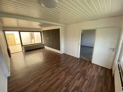 Wohnzimmer - Einfamilienhaus mit 118,00 m&sup2; in Hemmoor zur Miete