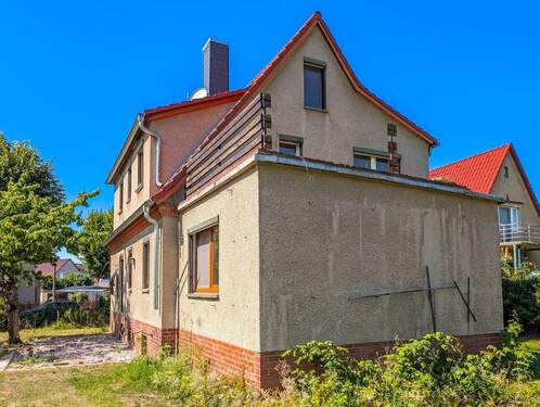 Eckansicht - 7 Zimmer Einfamilienhaus in Zwenkau