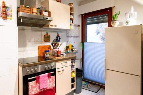 Die Küche mit Balkon - 