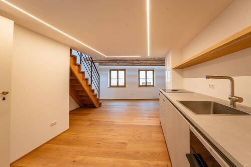 Blick in den Essbereich - Mehrfamilienhaus, Wohnhaus mit 108,50 m&sup2; in Wasserburg am Inn zur Miete