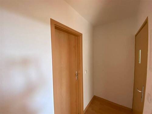 Flur - 2 Zimmer Etagenwohnung in Chemnitz