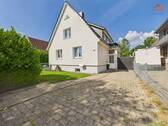 Hausansicht 1 - Modernisiertes Ein-Zweifamilienhaus in bevorzugter Wohnlage von Cuxhaven