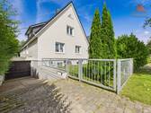 Hausansicht 3 - 6 Zimmer Mehrfamilienhaus, Wohnhaus in Cuxhaven