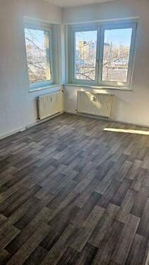 Wohnzimmer - 3 Zimmer Etagenwohnung in Leipzig