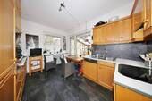 ...mit Zugang zum... - 