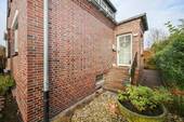 Eingang - Einfamilienhaus mit 104,80 m&sup2; in Wilhelmshaven zum Kaufen