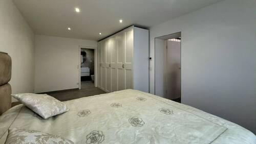 Schlafzimmer EG - 