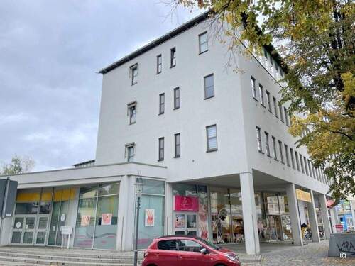 Ansicht - Geräumige Gewerbeeinheit Ausstellungsfläche in zentraler Stadtlage von Radebeul-Ost