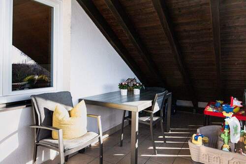 Der überdachte Balkon - 4 Zimmer Etagenwohnung in Schopfheim