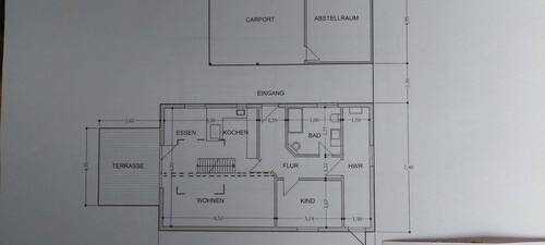 Erdgeschoss mit Carport - 