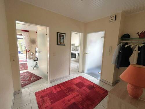Flur - Einfamilienhaus mit 179,00 m² in Stuhr zum Kaufen