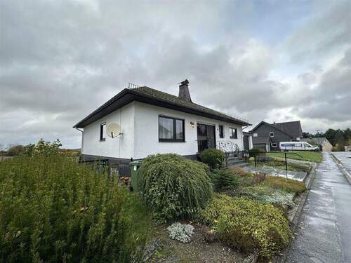 Bild4 - Einfamilienhaus mit 159,00 m² in Pfalzfeld zum Kaufen