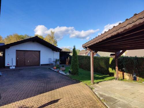 Garage - Einfamilienhaus mit 200,00 m² in Altenkirchen VG zum Kaufen