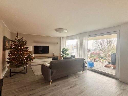 Wohnbereich (2) - 3 Zimmer Etagenwohnung zur Miete in Friedrichshafen