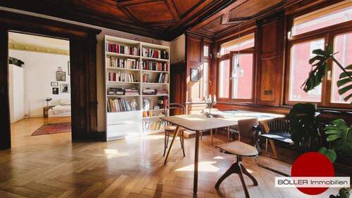 Bel-Etage - Wohnen in Gostenhof ist bunt und besonders: orignal Parkett, Stuck und viel viel Atmosphäre