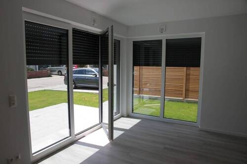 EG: Wohnzimmer 1 - 