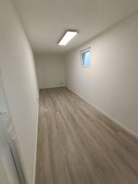 KG: Büro - 