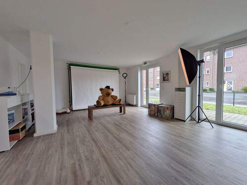 Raum II - 