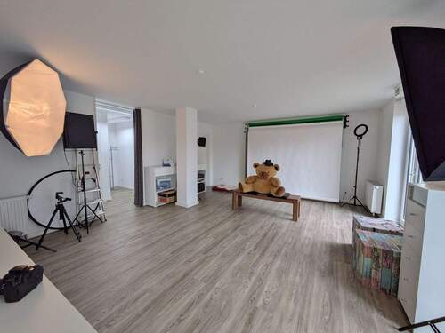 Raum II - 