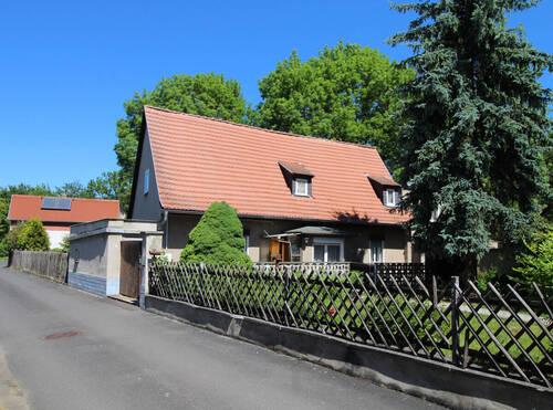 Ansicht straßenseitig - 4 Zimmer Einfamilienhaus in Niedertrebra