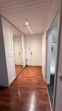 Diele Dachgeschoßwohnung - 