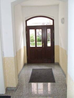 Hauseingangsbereich - Etagenwohnung in Erfurt