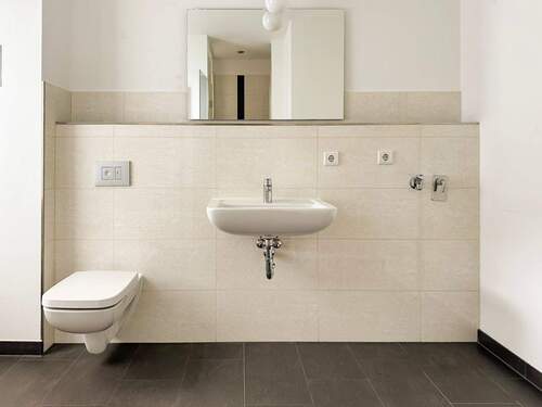 Bad mit Wachmaschinenanschluss - 