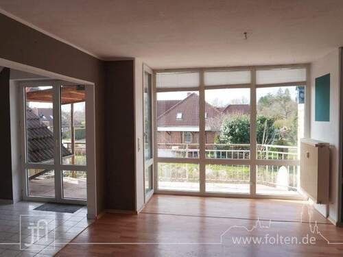 Wohn- & Essbereich - 3 Zimmer Etagenwohnung zur Miete in Ostrhauderfehn