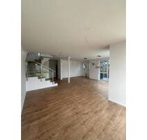 Attraktive Doppelhaushälfte mit gehobener Innenausstattung - Rümmelsheim