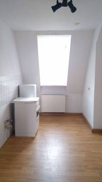 04 Küche.jpg - Etagenwohnung mit 65,00 m&sup2; in Riesa zur Miete