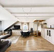Charmante Dachgeschosswohnung mit Maisonetteebene, Dachterrasse und ca. 80 m² nutzbarer Fläche - Bad Friedrichshall Kochendorf