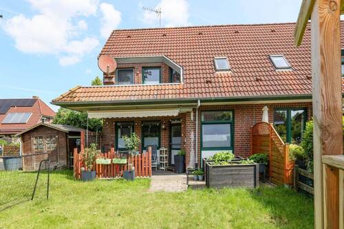 Außenansicht - Doppelhaushälfte mit 104,30 m&sup2; in Schortens / Grafschaft zum Kaufen