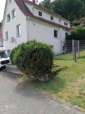 Ansicht Wohnhaus - 7 Zimmer Mehrfamilienhaus, Wohnhaus zum Kaufen in Flörsbachtal-Lohrhaupten