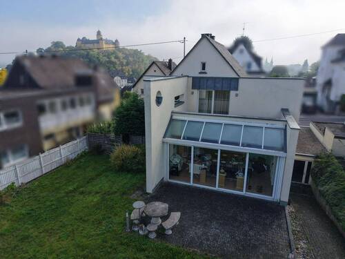 Weitblick - Charmantes Einfamilienhaus mit lichtdurchflutetem Anbau und großem Raumangebot