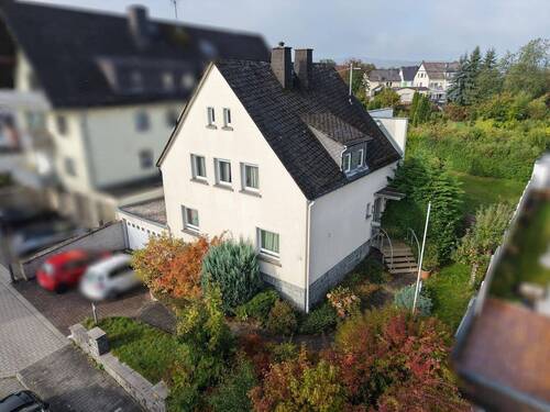Außenansicht - 6 Zimmer Einfamilienhaus zum Kaufen in Montabaur