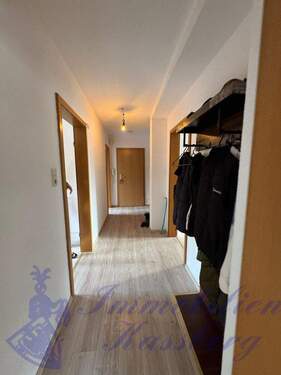 Flur-Eingang1.2 - Schöne 3ZKB in der Innenstadt von Detmold